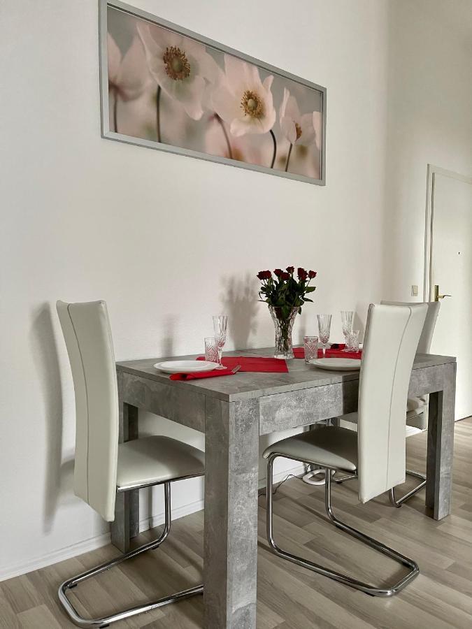 Downtown Apartment 4U Leipzig Bagian luar foto